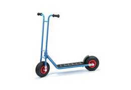 Trottinettes et patinettes