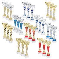 Lot de 30 coupes argent et or - hauteur moyenne de 33 cm.